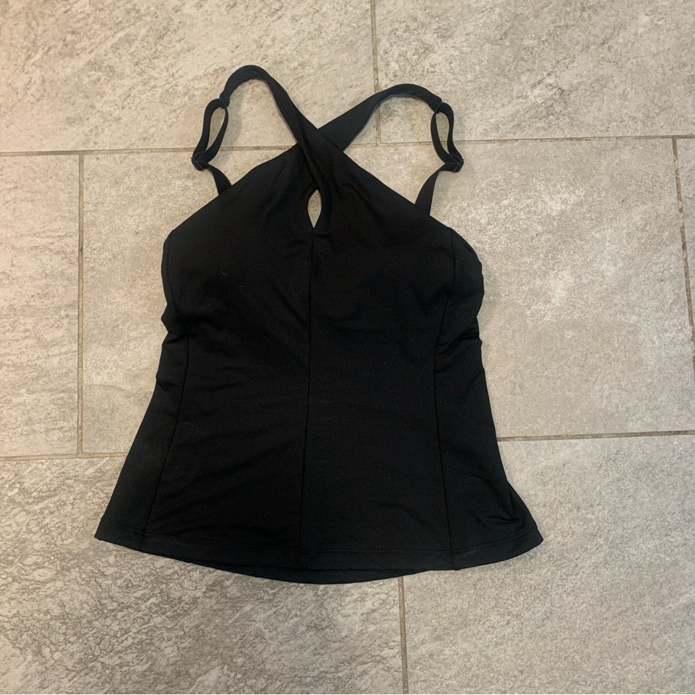 Athleta Yoga top adjustable strap cross front or cross back black size XS